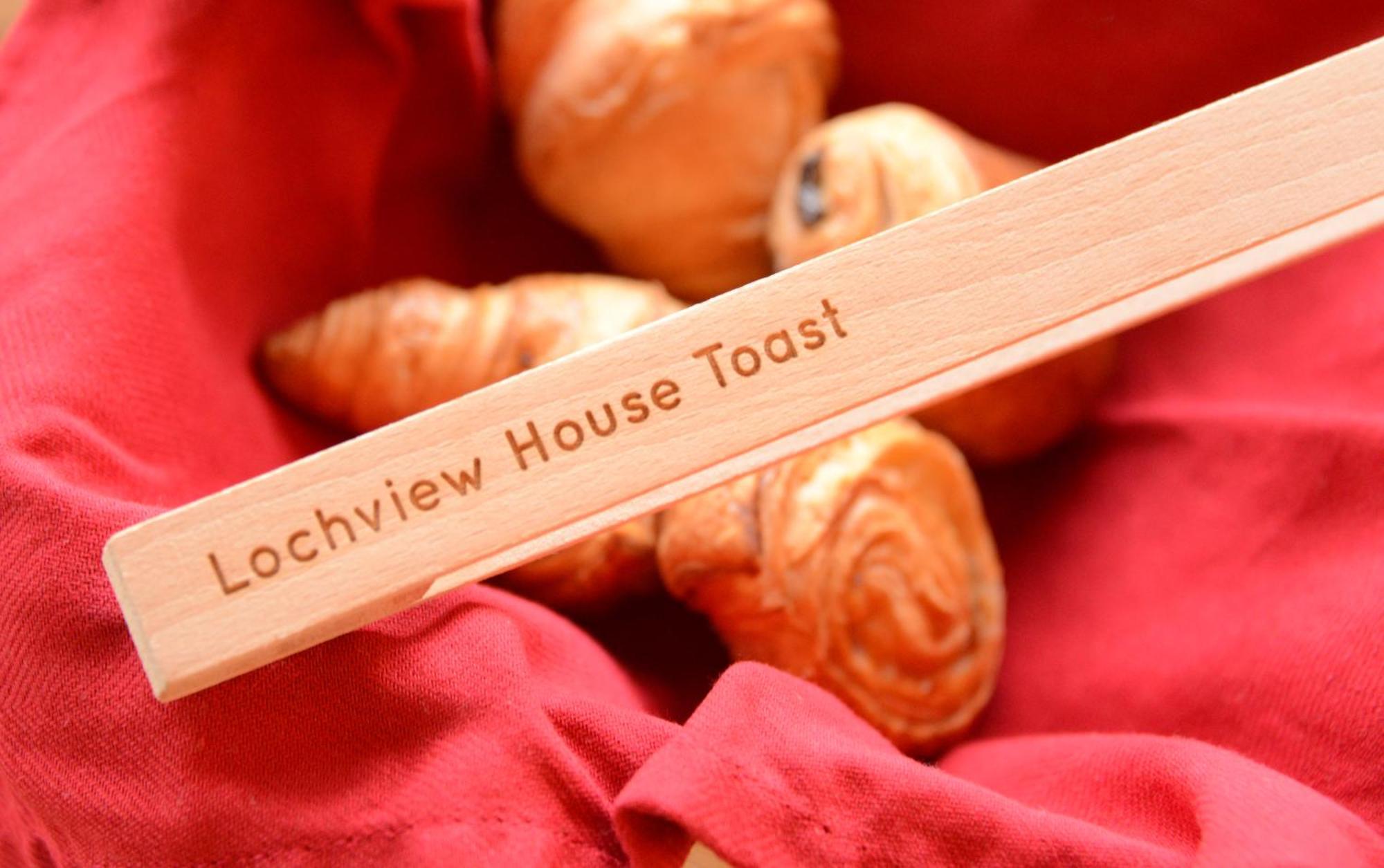 ホテル Lochview House フォート・ウィリアム エクステリア 写真